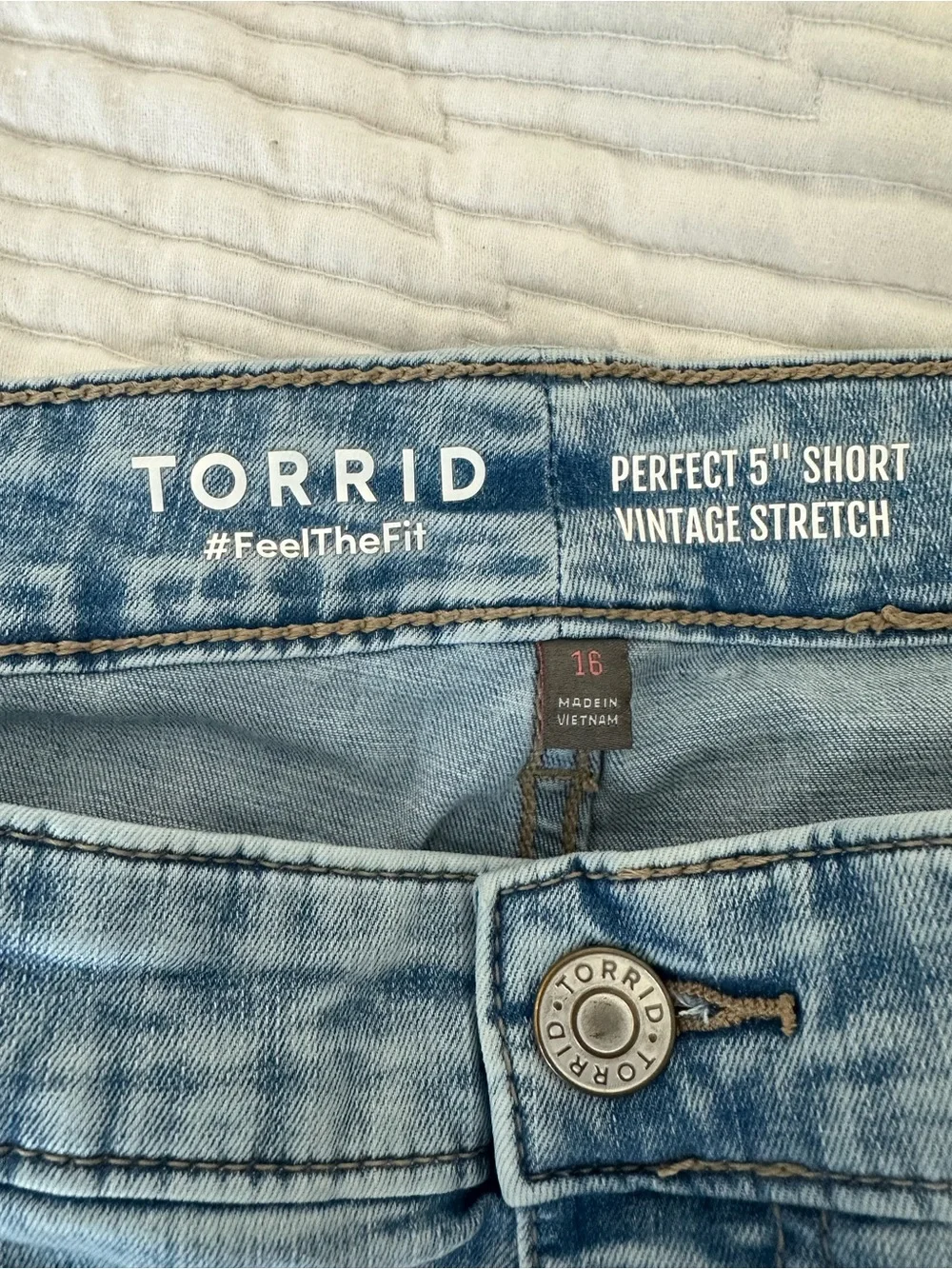 👖 Torrid 